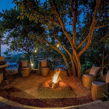 Saffronstays Harrier Crest, Lonavala - A Frame Villa With Bathtub Serving Delicious Veg Food Ngoại thất bức ảnh
